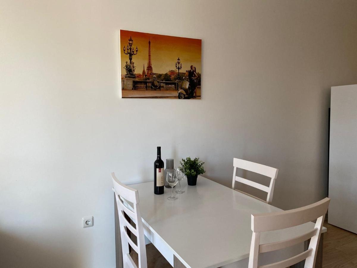 Brand New Apartment With Outdoor Swimming Pool Varna Eksteriør bilde