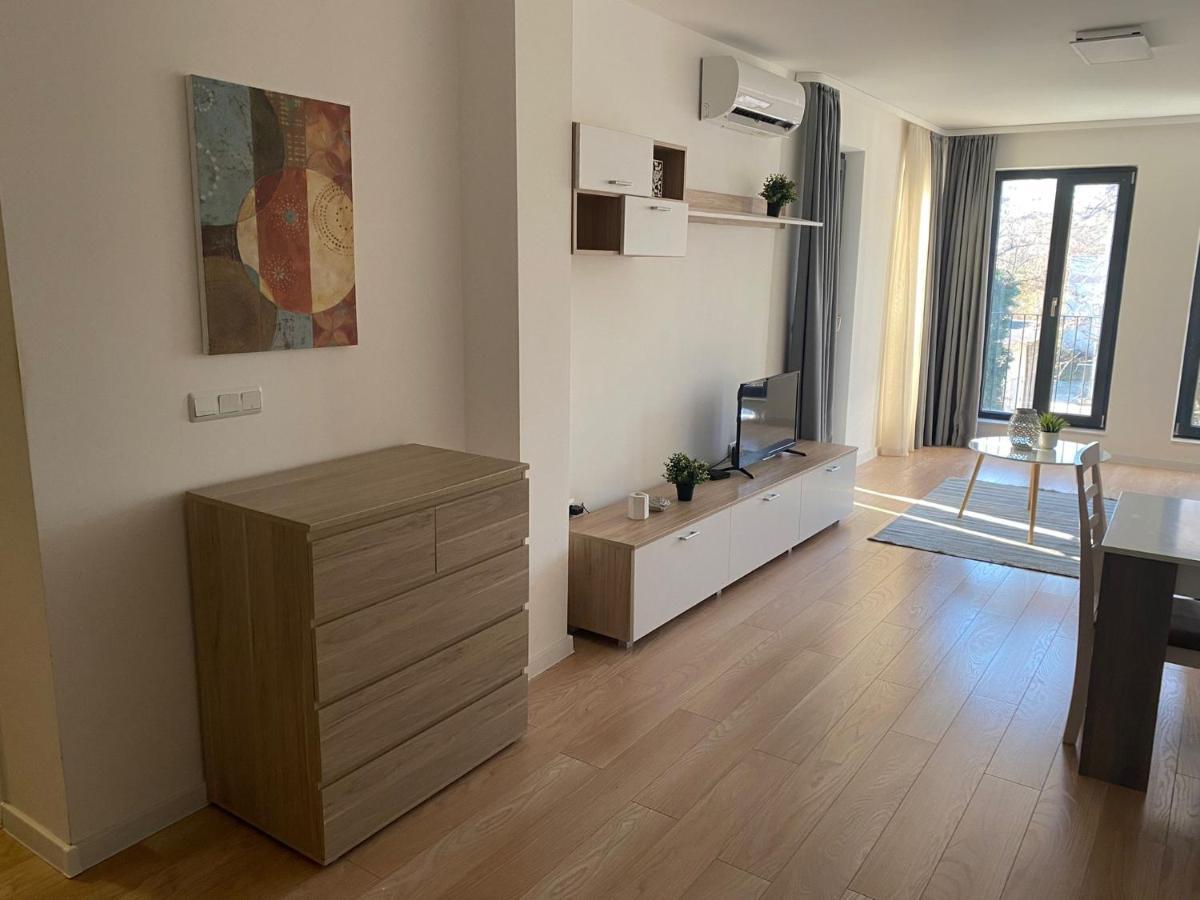 Brand New Apartment With Outdoor Swimming Pool Varna Eksteriør bilde